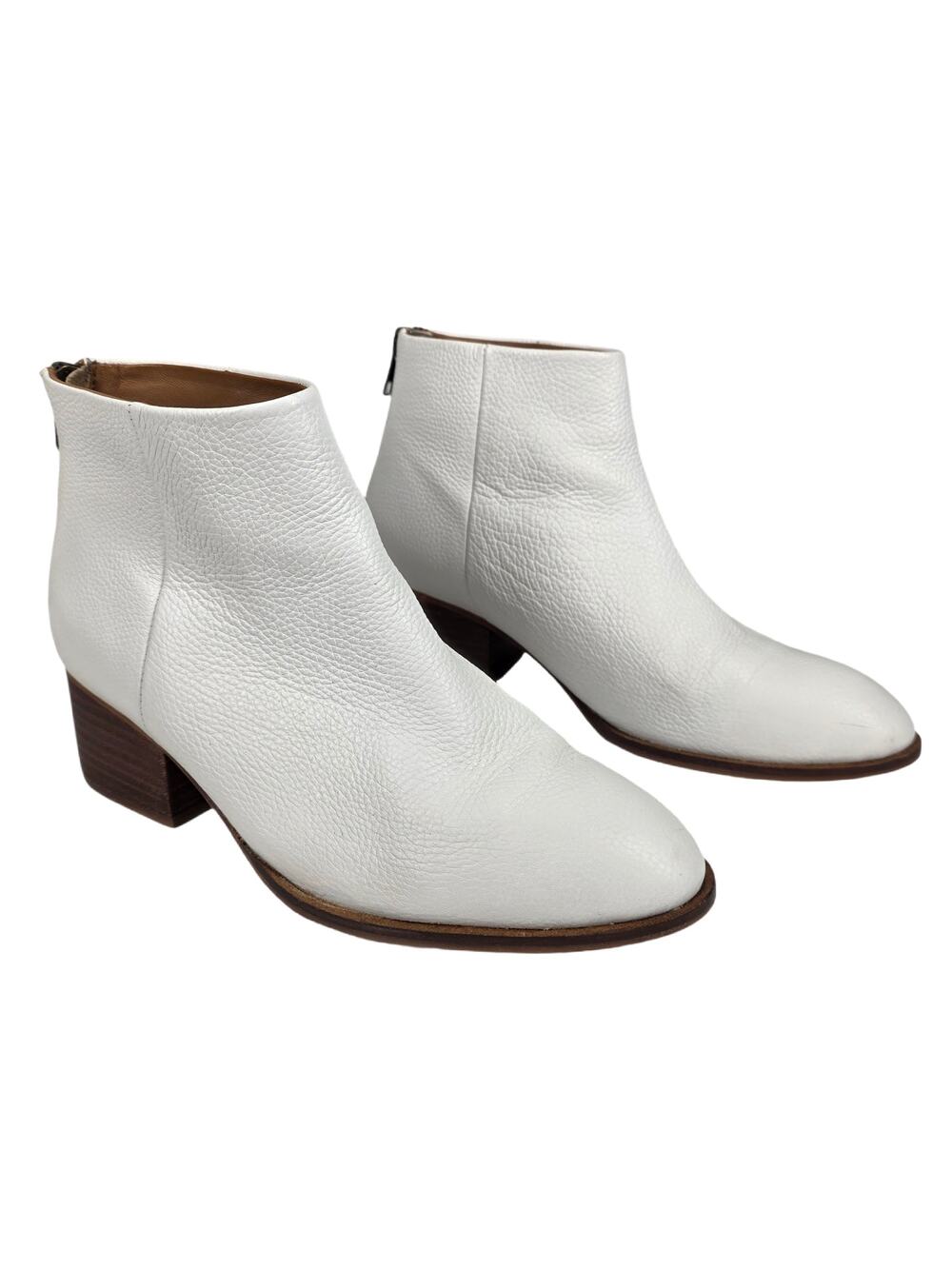 SEYCHELLES WHITE LEATHER ANKLE BOOTS – WOMEN’S SIZE 7 – STACKED HEEL – BACK ZIP